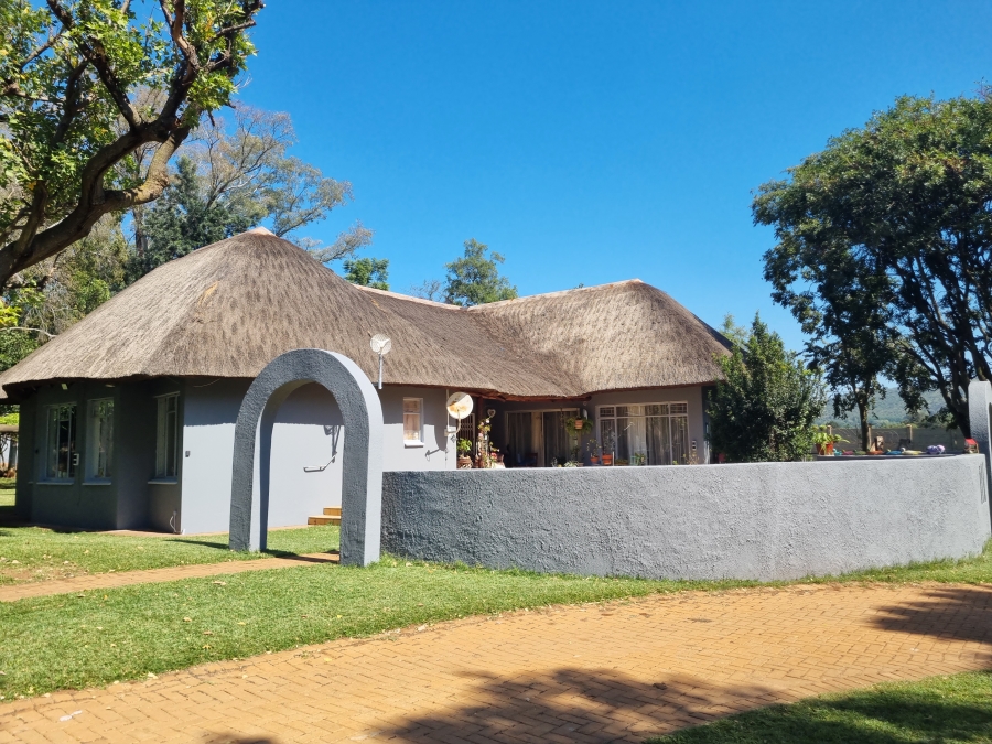 Commercial Property for Sale in Boschfontein A H North West
